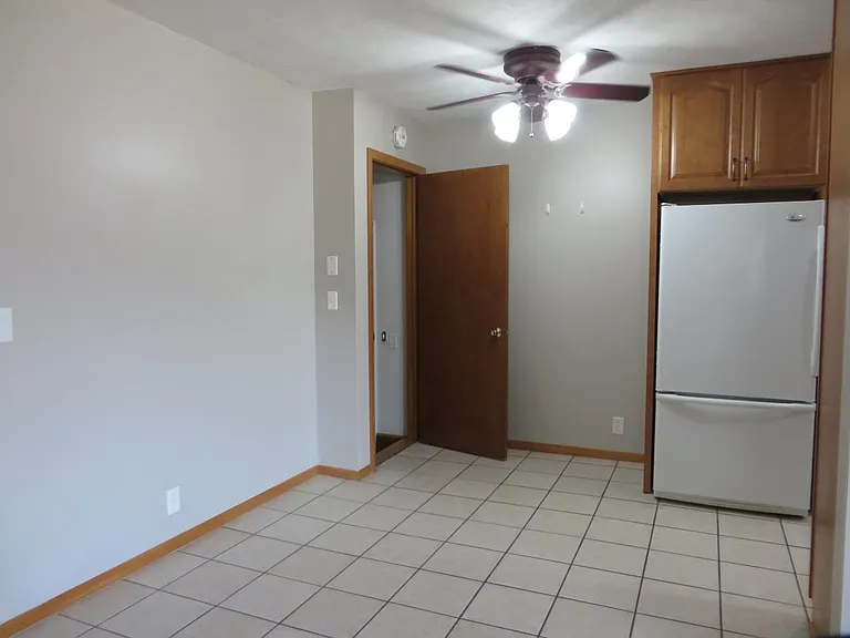 3202 Calhoun St — Photo 29