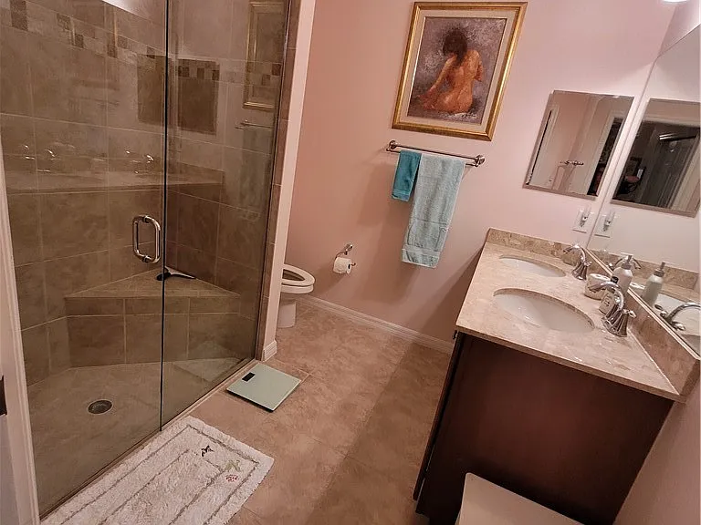 10714 Cetrella Dr — Photo 13