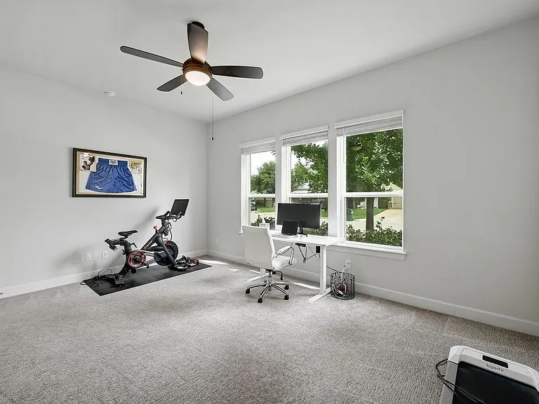 249 Townes Ct — Photo 18