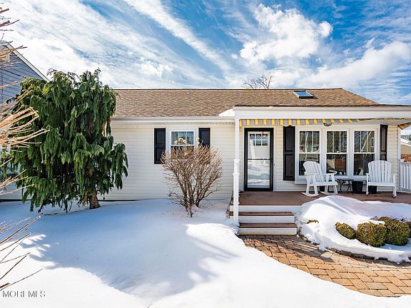 4th image of 1846 Riviera Parkway