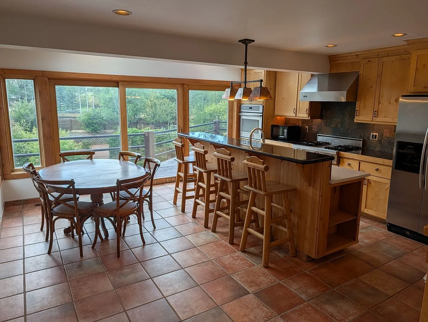 Park Meadows Home with A/C — Photo 2