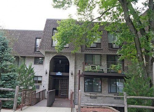 1st image of 502 Kemeys Cove Ave