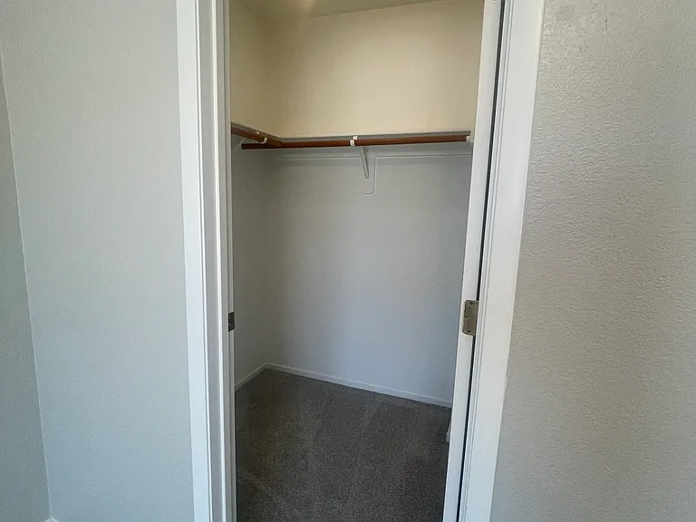 Walk-In Closet, Master 2