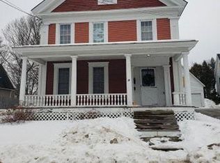 29 High St, Old Town, ME 04468
