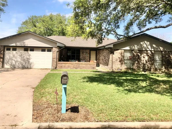 3457 Glen Haven Dr, Bay City, TX 77414