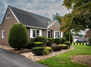 1302 Old Princeton Rd, New Castle, PA 16101