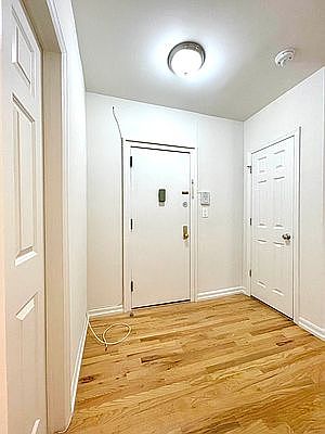 4th image of 417 E 64th St APT 6E