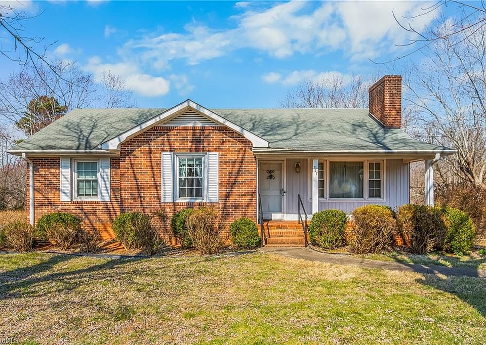 1st image of 827 Dodson Mill Rd