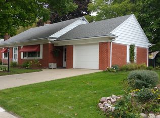 514 Van Buren St, Little Chute, WI 54140