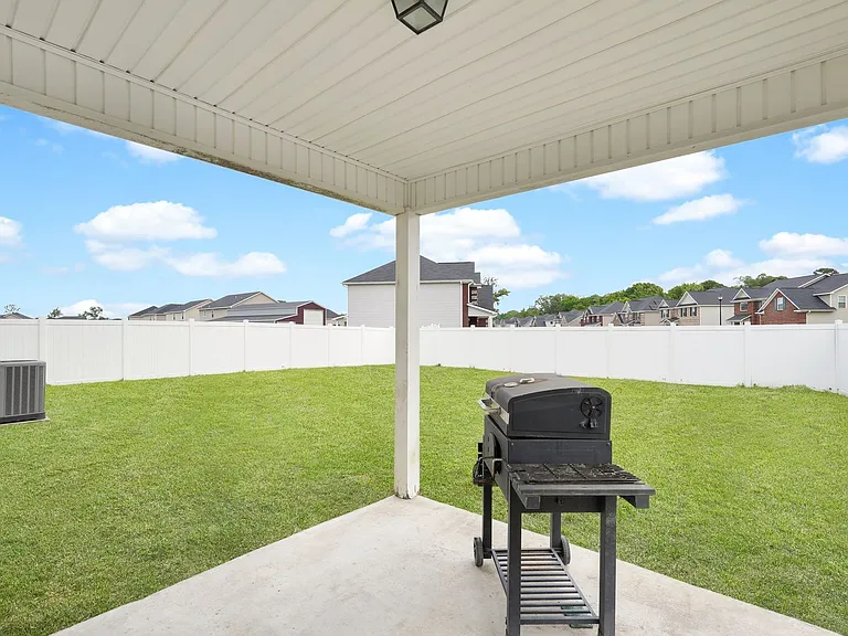 659 Red Oak Ln — Photo 56