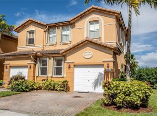 7813 NW 114th Pl, Doral, FL 33178