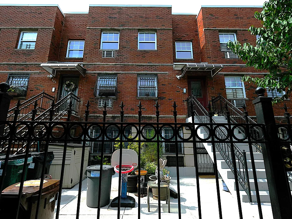 486 Central Ave #3