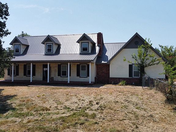 2nd image of 19184 E Summer Ln