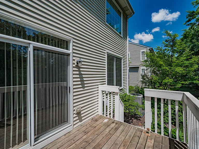 2835 White Thorn Cir — Photo 25