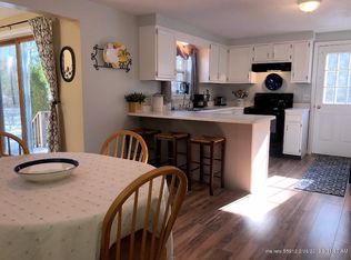 19 Balsam Ln, Kennebunk, ME 04043