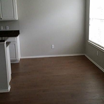 5th image of 46 Wineberry Pl