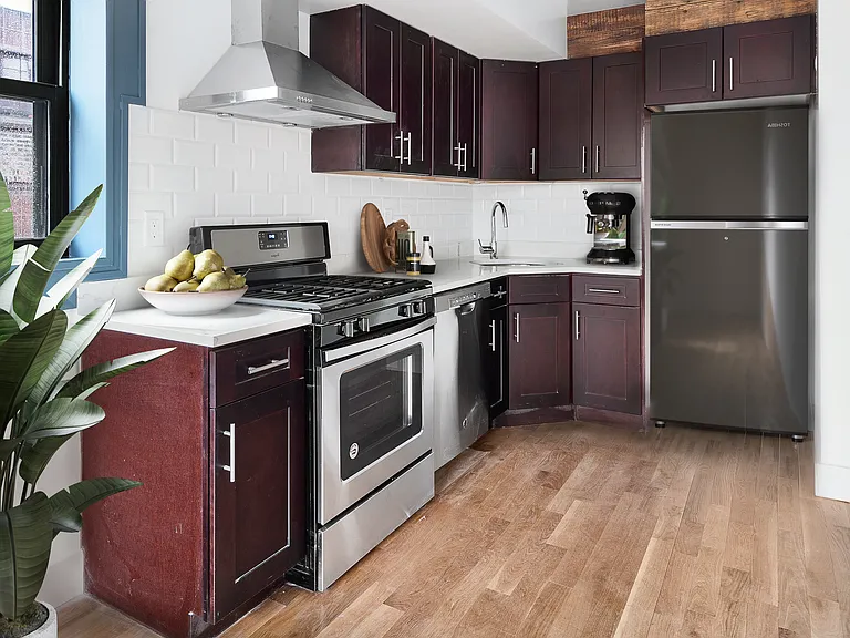 394 Quincy St #3F — Photo 4