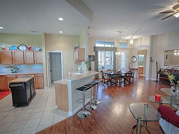 3rd image of 8312 Bridgeport Bay Cir