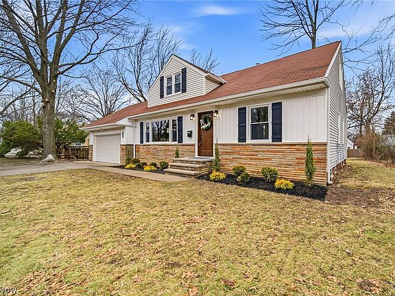 2nd image of 20211 Blackfoot Ave