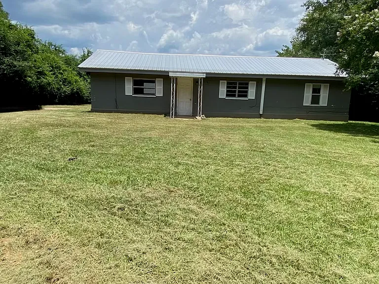 2178 Mooty Bridge Rd — Photo 2