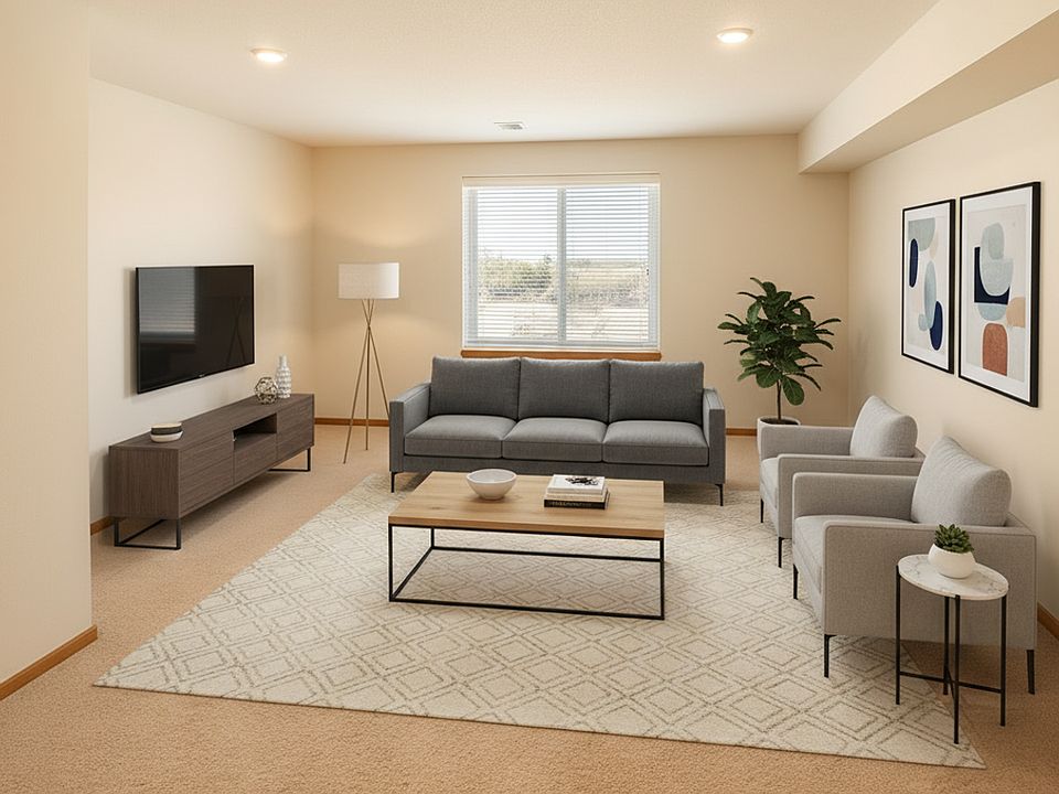 1st image of 744 Ashland Ave #111