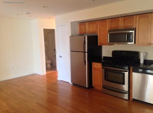 9 Beech St #301, Cambridge, MA 02140