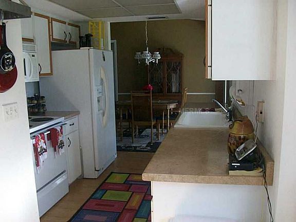 4th image of 6374 Rosewood Dr