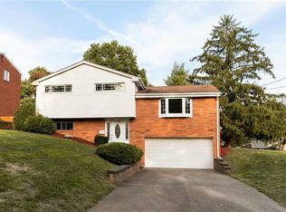 3147 Hillcrest Rd, Bethel Park, PA 15102