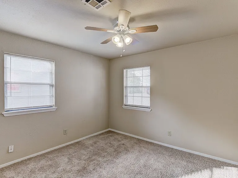 7507 Knight Lake Dr — Photo 26
