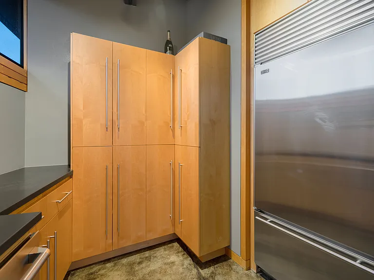 24670 Outlook Dr — Photo 64