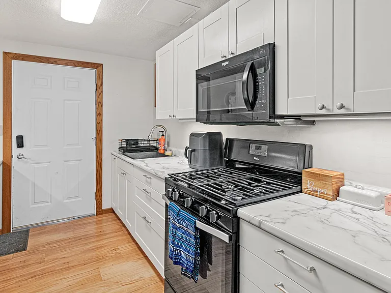 2535 Aldrich Ave S #3 — Photo 8