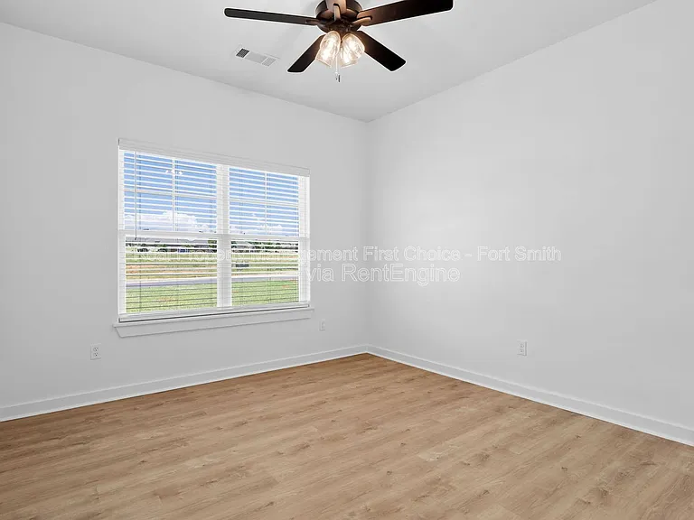 8725 Cantera Dr #B — Photo 14
