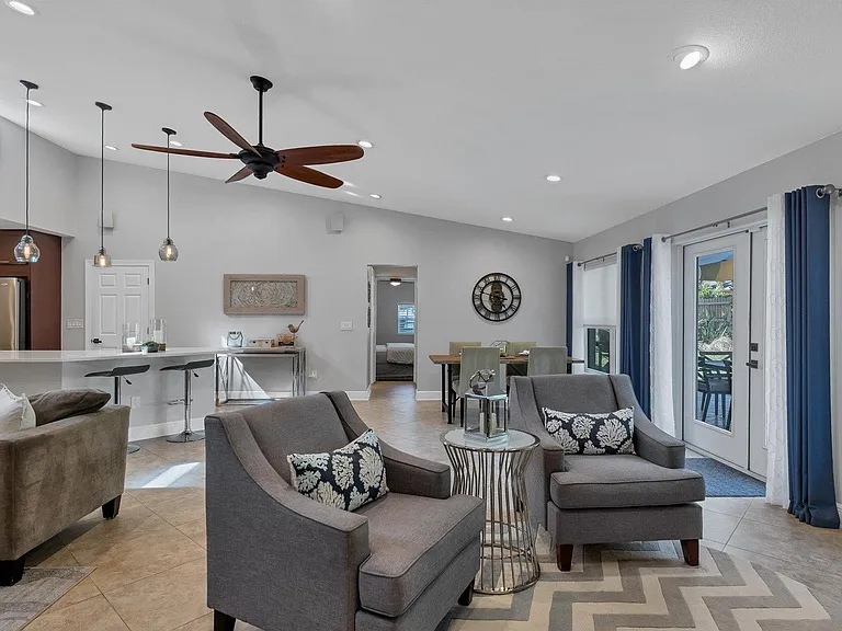 113 Harbor View Ln — Photo 21