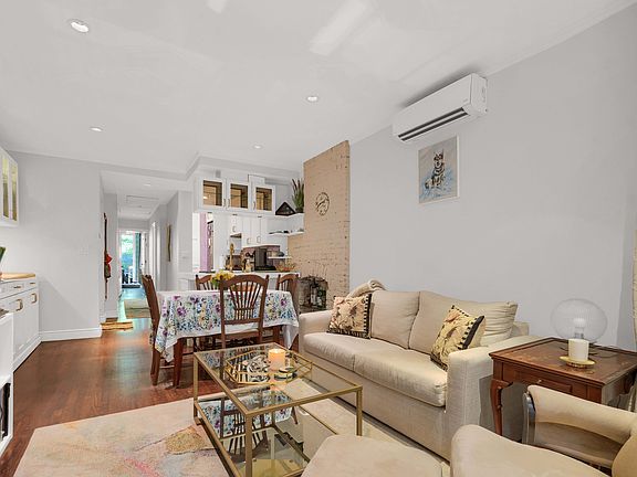 2nd image of 301 W 89th St APT 1