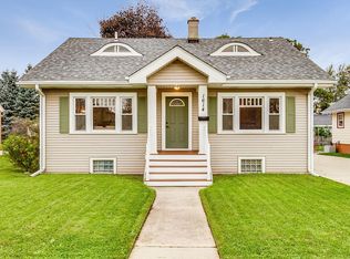 1614 75th St, Kenosha, WI 53143