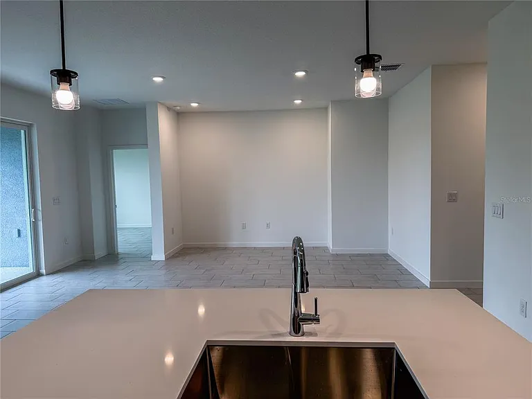 4521 NW 37th Street Rd — Photo 14