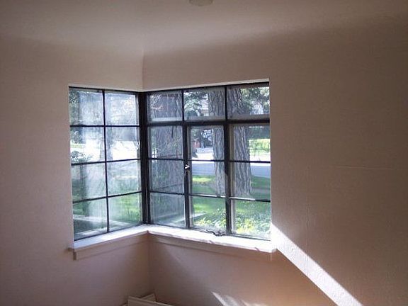 3rd image of 3210 W Northwest Blvd