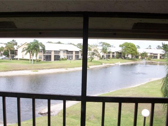4th image of 3101 SE Aster Ln APT 1907