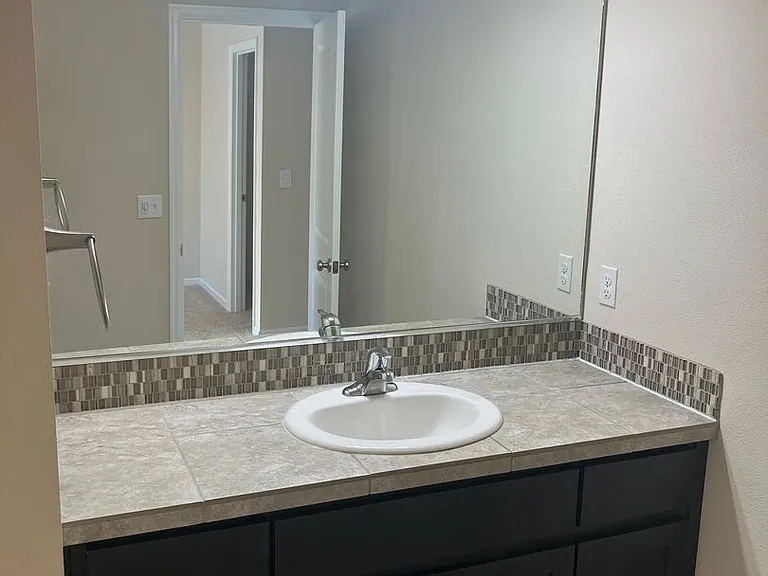5714 Joynak St S — Photo 14