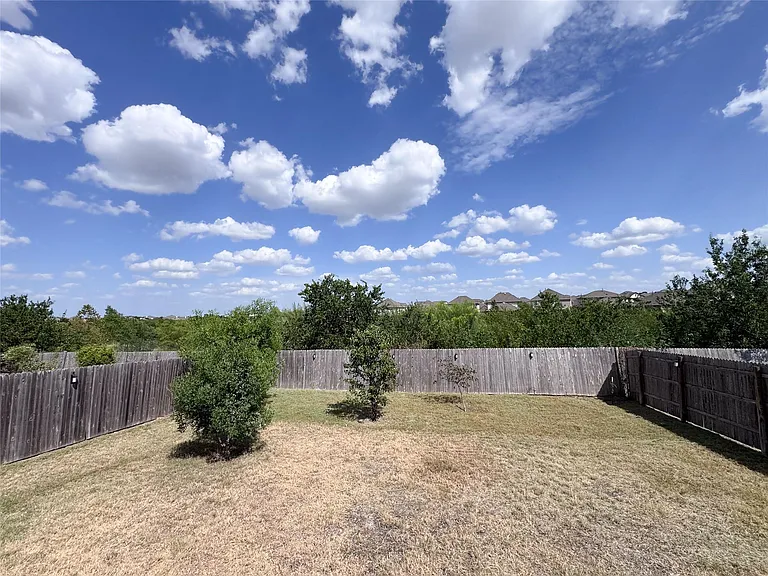 11905 Reindeer Dr — Photo 18