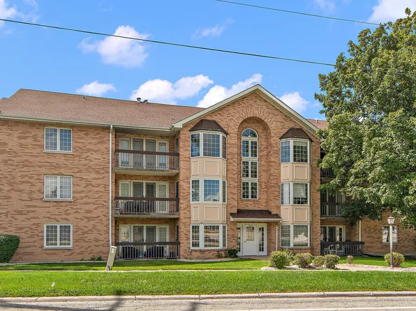 2161 Oak Rd APT 2C, Homewood, IL 60430