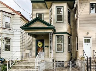 132 Boyd Ave, Jersey City, NJ 07304