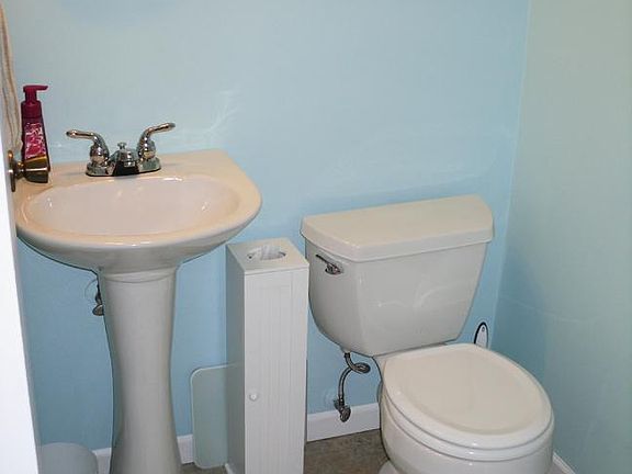 4th image of 7397 Kingston Ct