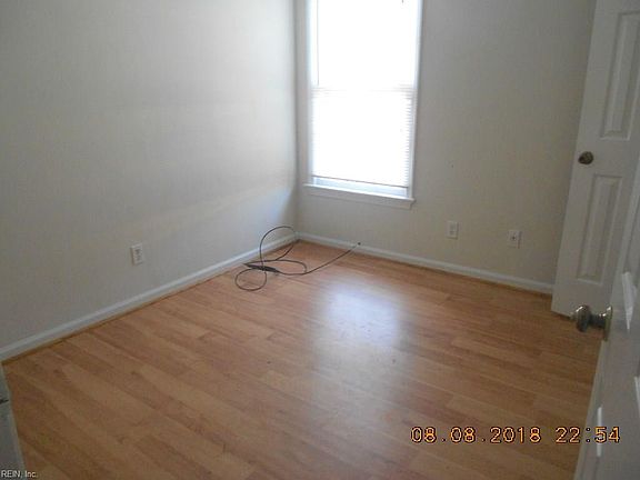 5th image of 278 Weller Blvd