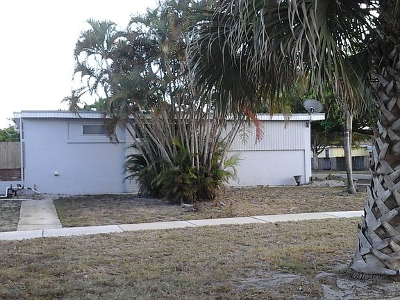 5th image of 1000 NE 147th St