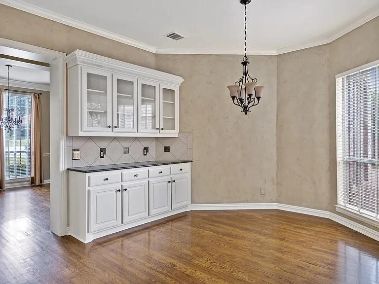 3705 Country Oak Ct — Photo 11