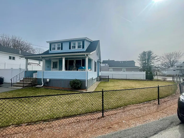 15 Wason St — Photo 2
