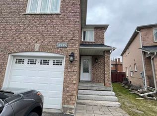 5533 Richmeadow Mews, Mississauga, ON L4Z 3T3