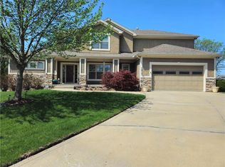 1917 SW Sage Canyon Rd, Lees Summit, MO 64082