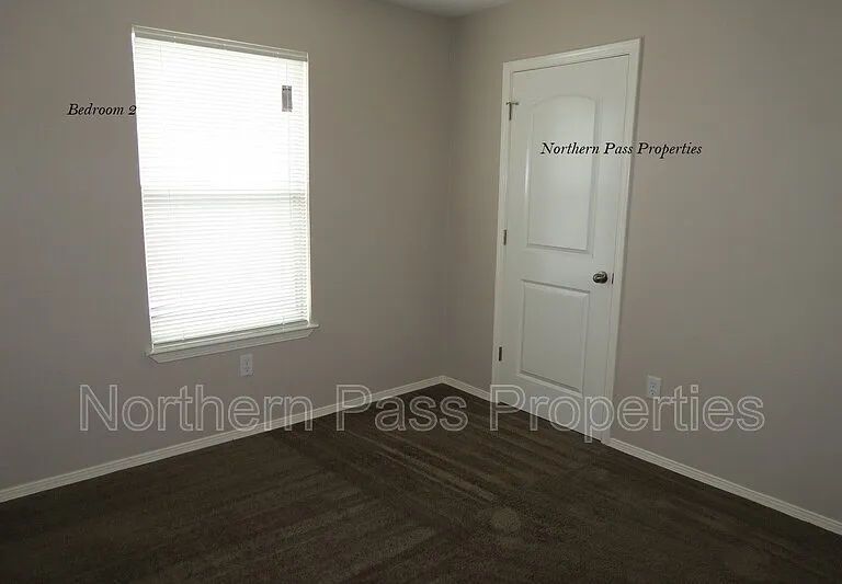 3233 Bell Point Dr — Photo 17